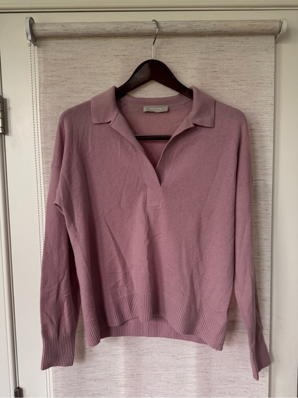 Everlane Cashmere Polo Sweater in Dusty Rose